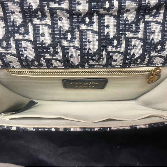 Christian Dior Addict flap bag with crossbody shoulder strap - Picture 5 of 14